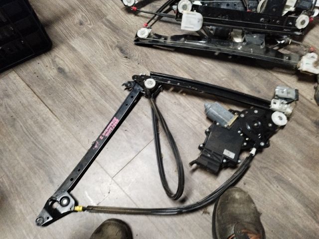 bontott SEAT ALHAMBRA Jobb hátsó Ablakemelő Szerkezet (Elektromos)