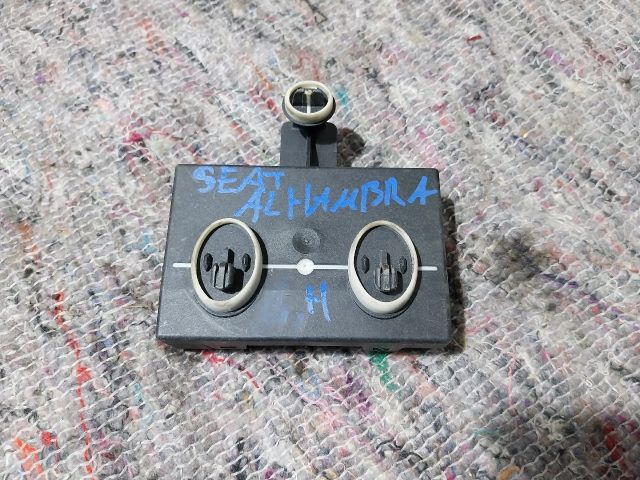 bontott SEAT ALHAMBRA Jobb hátsó Ajtó Vezérlőegység