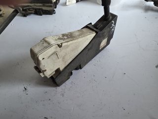 bontott SEAT ALHAMBRA Jobb hátsó Ajtózár