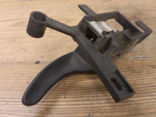 bontott SEAT ALHAMBRA Jobb hátsó Belső Kilincs