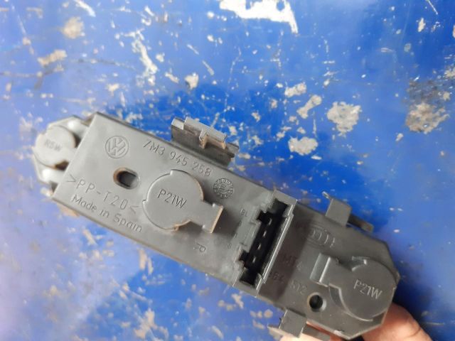 bontott SEAT ALHAMBRA Jobb Hátsó Lámpa Foglalat