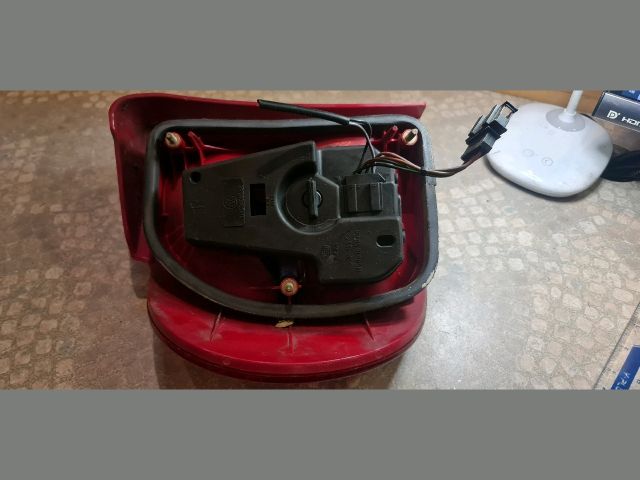 bontott SEAT ALHAMBRA Jobb Külső Hátsó Lámpa