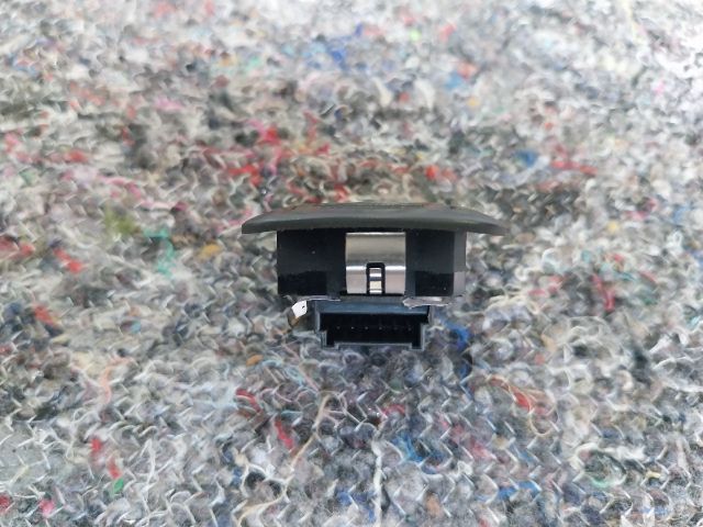 bontott SEAT ALHAMBRA Jobb Tolóajtó Nyitó Gomb