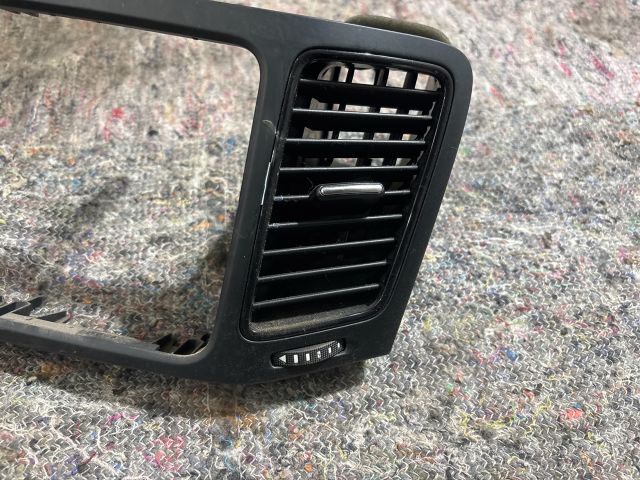 bontott SEAT ALHAMBRA Középső Szellőző