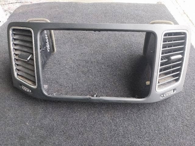 bontott SEAT ALHAMBRA Középső Szellőző