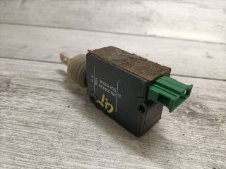 bontott SEAT ALHAMBRA Központizár Motor Csomagtérajtó