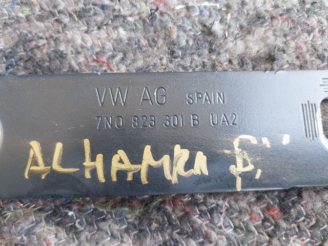 bontott SEAT ALHAMBRA Motorháztető Bal Zsanér