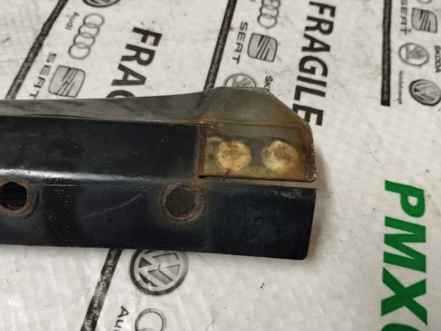 bontott SEAT ALHAMBRA Motorháztető Díszléc Első