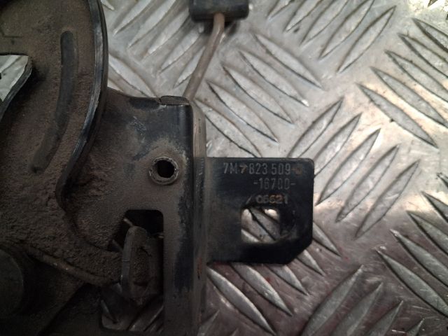 bontott SEAT ALHAMBRA Motorháztető Zárszerkezet