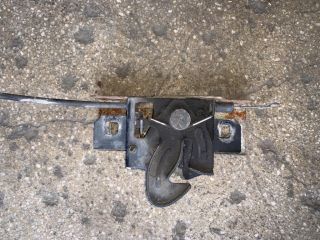 bontott SEAT ALHAMBRA Motorháztető Zárszerkezet