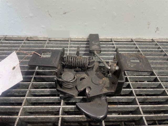 bontott SEAT ALHAMBRA Motorháztető Zárszerkezet