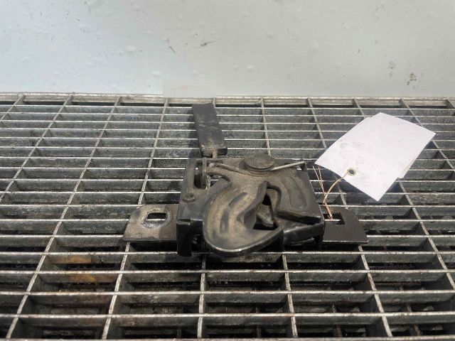 bontott SEAT ALHAMBRA Motorháztető Zárszerkezet