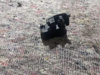 bontott SEAT ALHAMBRA Tankajtó Nyitó Kar / Gomb