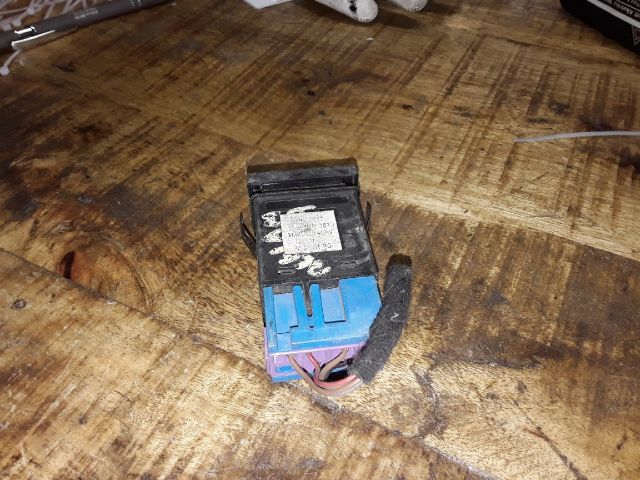 bontott SEAT ALHAMBRA Tolatóradar Kapcsoló