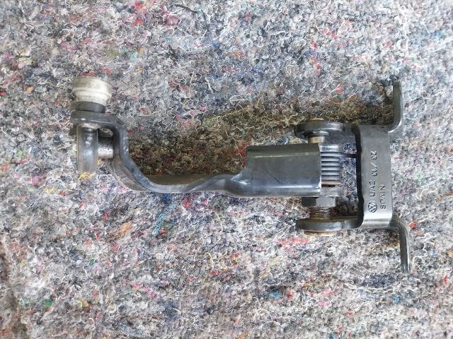 bontott SEAT ALHAMBRA Tolóajtó Sín Görgő