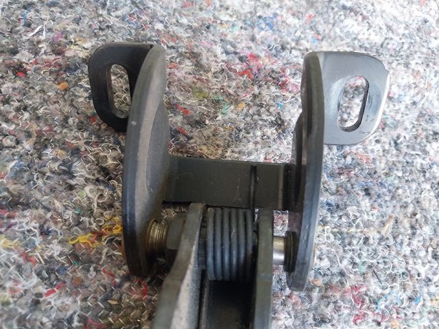 bontott SEAT ALHAMBRA Tolóajtó Sín Görgő