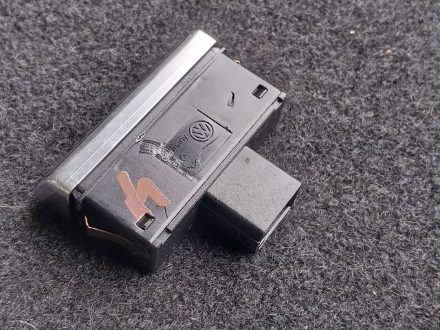 bontott SEAT ALHAMBRA Vészvillogó Kapcsoló