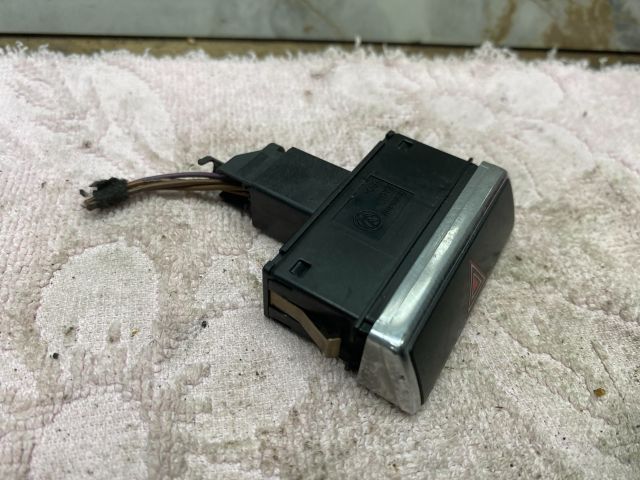 bontott SEAT ALHAMBRA Vészvillogó Kapcsoló