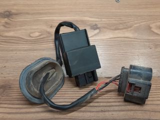 bontott SEAT ALTEA Üzemanyag Szivattyú Relé