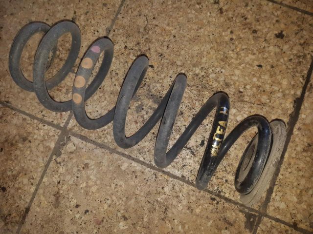 bontott SEAT ALTEA Hátsó Rugó