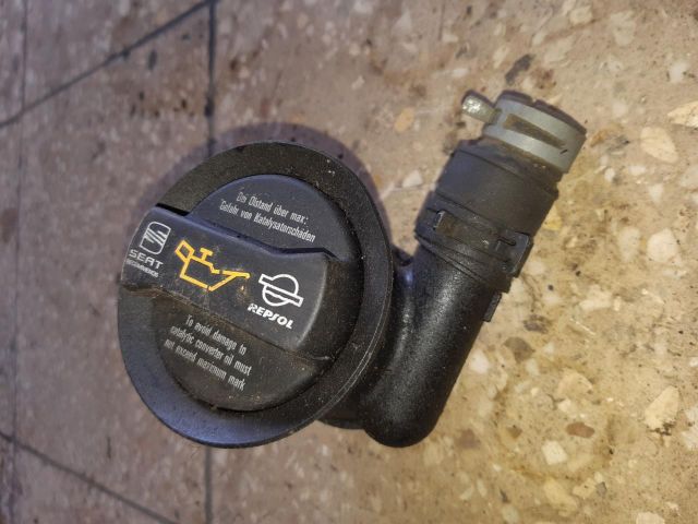 bontott SEAT ALTEA Olaj Beöntő Cső