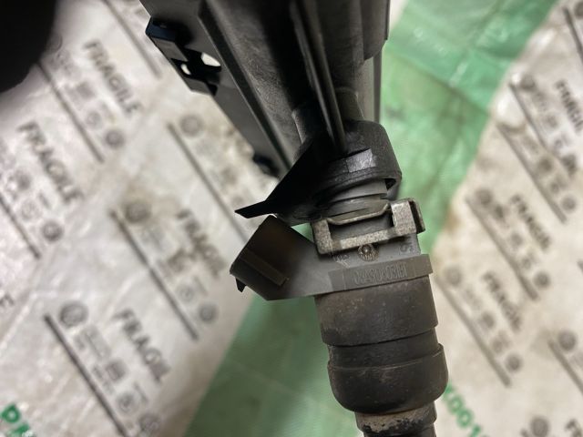 bontott SEAT ALTEA Porlasztó Sor / Híd