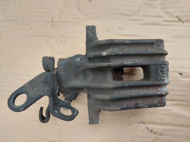 bontott SEAT ALTEA Bal hátsó Féknyereg Munkahengerrel