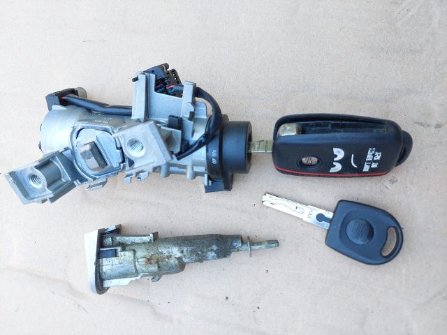 bontott SEAT ALTEA Gyújtáskapcsoló Házzal