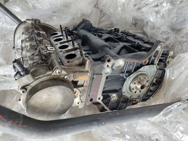 bontott SEAT ALTEA Motor (Fűzött blokk hengerfejjel)