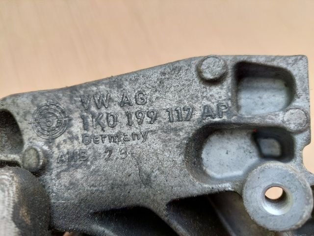 bontott SEAT ALTEA Váltó Tartó Bak (Pozíciófüggetlen)