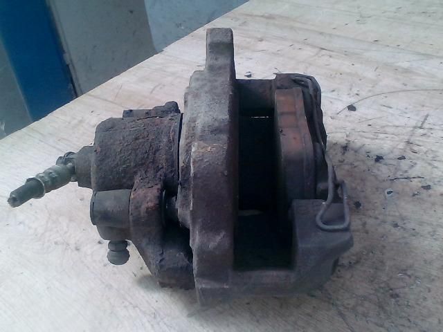 bontott SEAT ALTEA Bal első Féknyereg Munkahengerrel