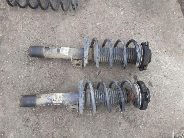 bontott SEAT ALTEA Bal első Gólyaláb (Lengécsillapító, Rugó)