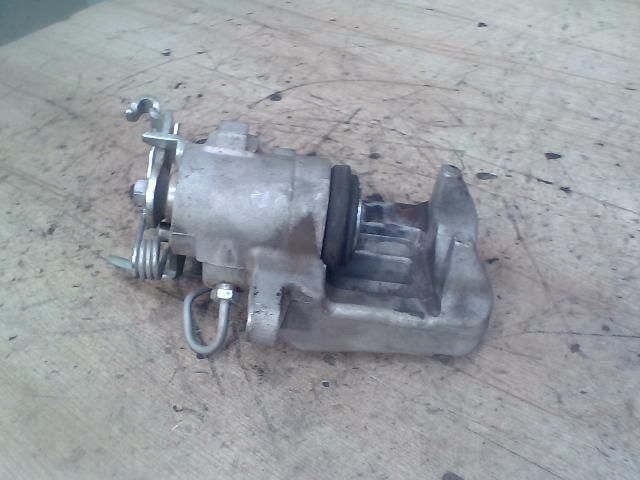 bontott SEAT ALTEA Jobb hátsó Féknyereg Munkahengerrel