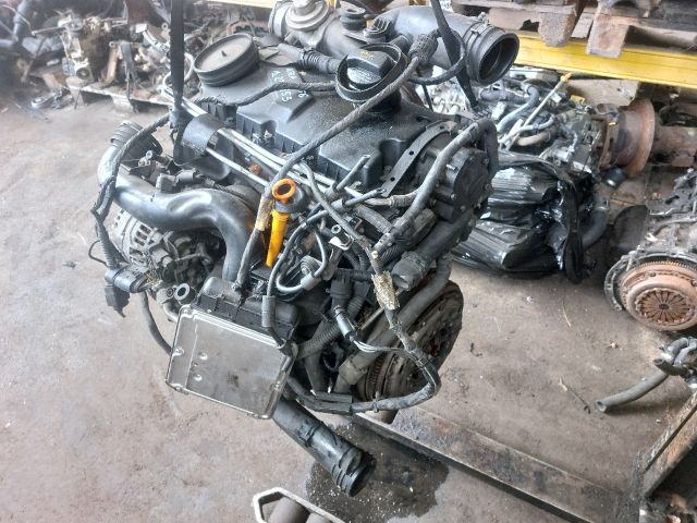 bontott SEAT ALTEA Komplett Motor (Segédberendezésekkel)