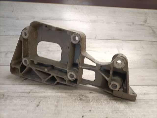 bontott SEAT ALTEA Generátor Tartó Bak