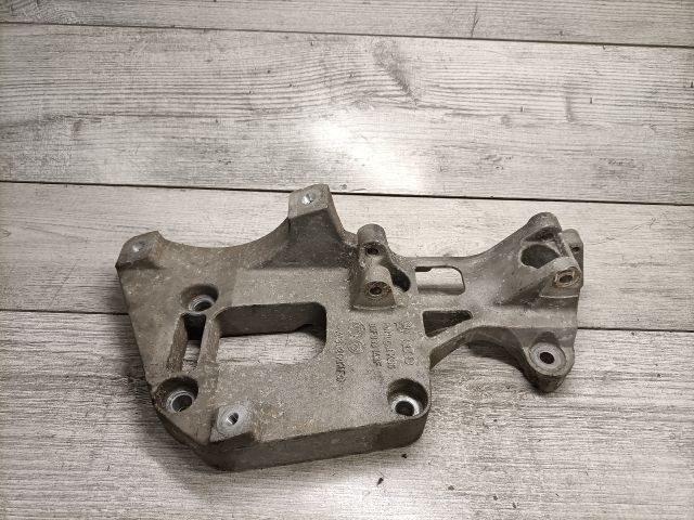 bontott SEAT ALTEA Generátor Tartó Bak