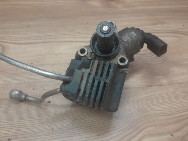 bontott SEAT ALTEA Üzemanyag Szivattyú