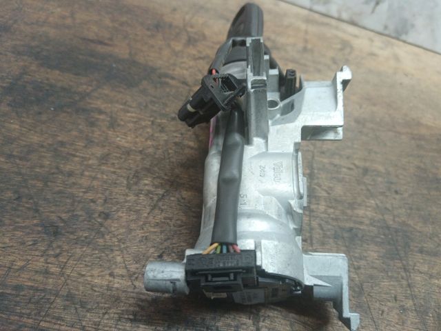 bontott SEAT ALTEA Gyújtáskapcsoló Házzal