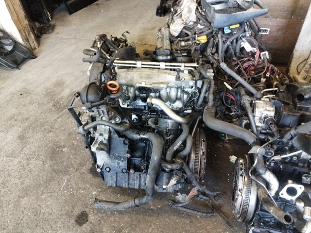 bontott SEAT ALTEA Motor (Fűzött blokk hengerfejjel)