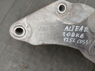 bontott SEAT ALTEA Váltó Tartó Bak (Pozíciófüggetlen)