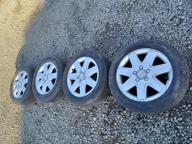 bontott SEAT ALTEA Alufelni Szett Gumival