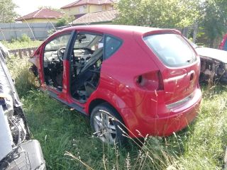 bontott SEAT ALTEA Bal B Oszlop Burkolat