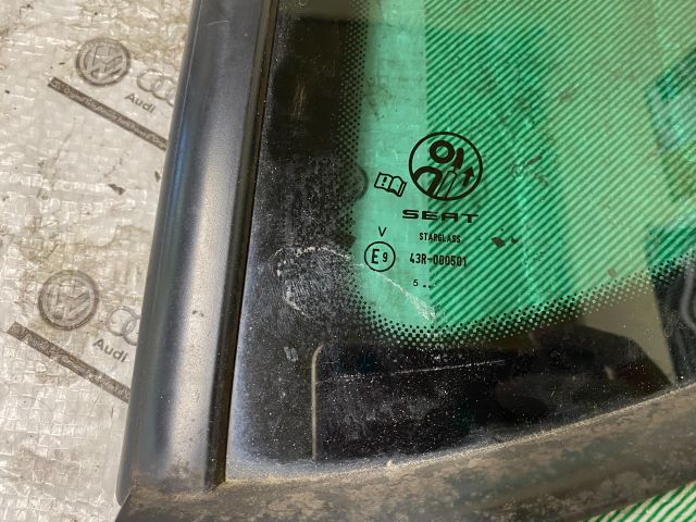 bontott SEAT ALTEA Bal C Oszlop Oldalablak Üveg