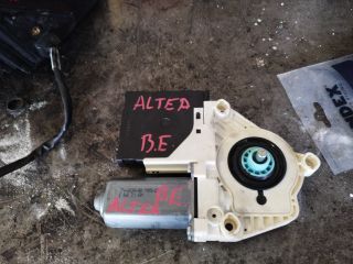 bontott SEAT ALTEA Bal első Ablakemelő Motor