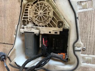 bontott SEAT ALTEA Bal első Ablakemelő Motor