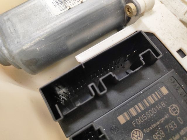 bontott SEAT ALTEA Bal első Ablakemelő Szerkezet (Elektromos)