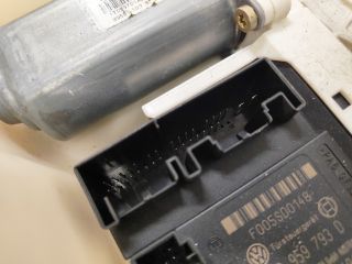 bontott SEAT ALTEA Bal első Ablakemelő Szerkezet (Elektromos)