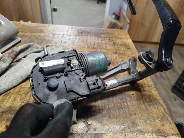 bontott SEAT ALTEA Bal első Ablaktörlő Motor