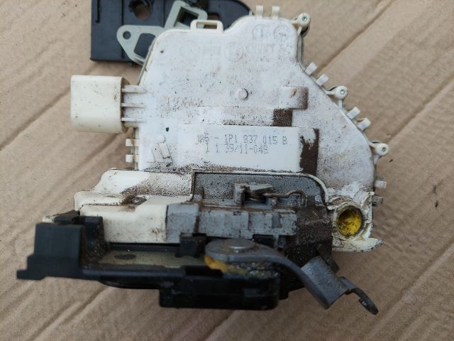 bontott SEAT ALTEA Bal első Ajtózár