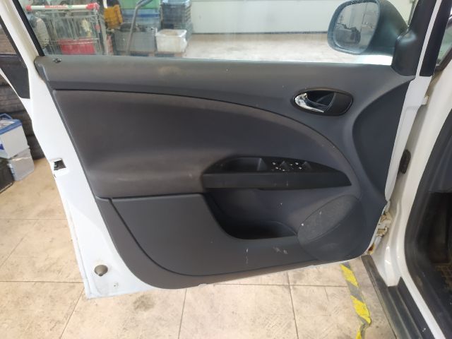 bontott SEAT ALTEA Bal első Belső Küszöb Burkolat